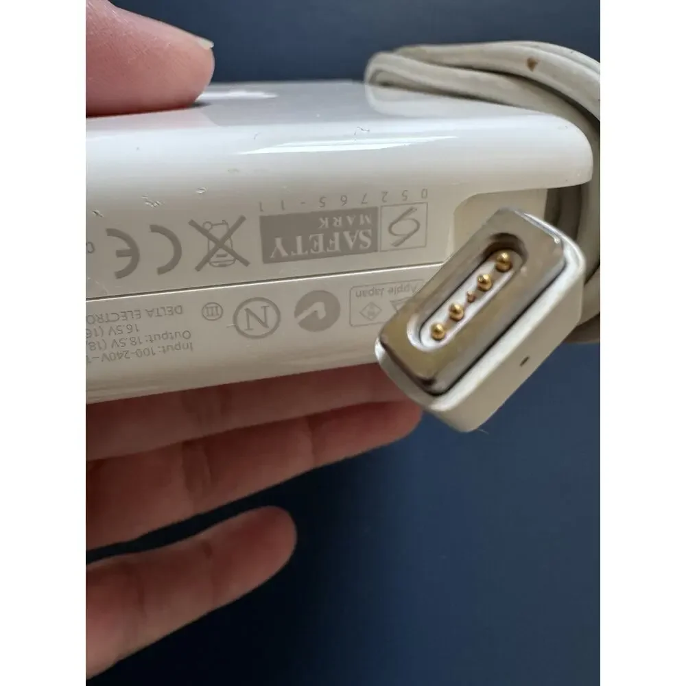 Original Genuine Apple MacBook Pro MagSafe 1 A1172 18.5V 85W Power Adapter